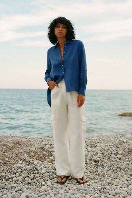 Das Gina Oversize-Hemd in Kleinblau