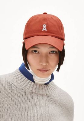 YENAAS BOLD CAP | dark amber