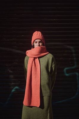 CAMILLE Long Scarf in Merino Wool - Coral
