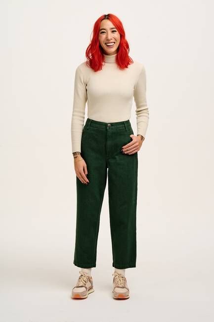 Drew - Cropped Straight Leg Denim Jeans in Posy