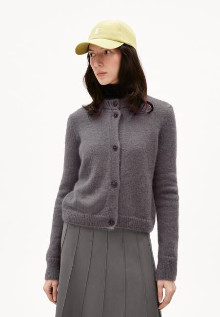 GILAAH MOHAIR | iron cast