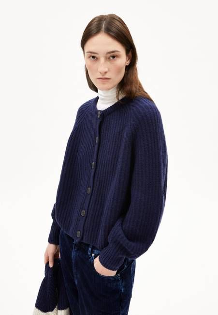 RIB KNIT CARDIGAN | tinted navy