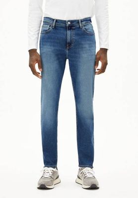 AARJO TARPA SCHMAL ZULAUFENDE JEANS | dive