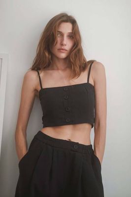 BLACK CROP TOP
