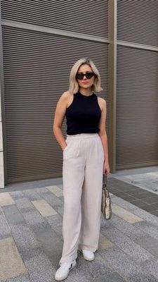 Laura-Joy - Ribbed Vest - Black