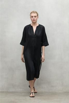 LONG BLACK LEA DRESS