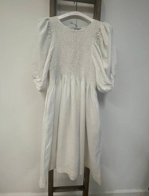 Layrah-May Linen Dress in White XS Preloved