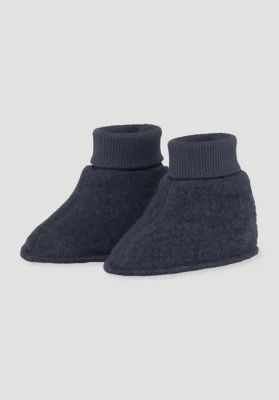 Wool fleece shoes made from pure organic merino wool