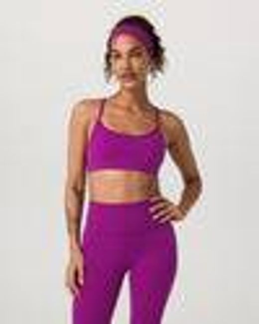 Vuori AllTheFeels™ Bra | Women's Magenta Sports Bra | Vuori