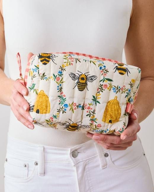 Sweet Bee - Quilted Pouch - Cream