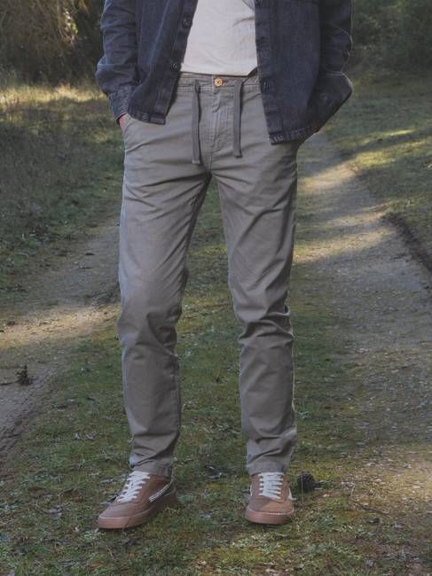 JOGGER LOMAS OLD KHAKI