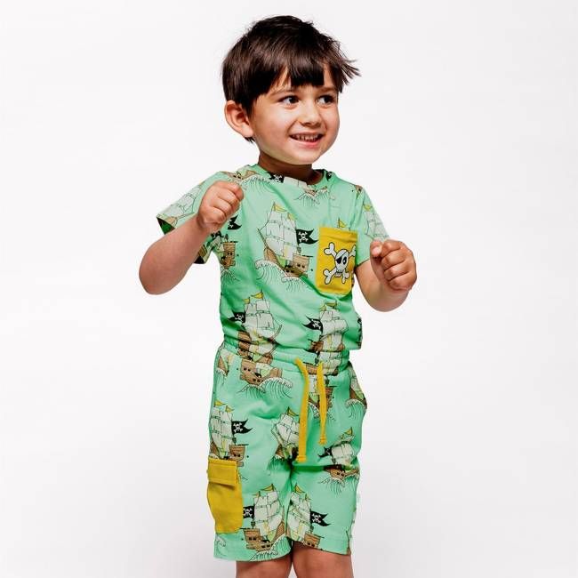 Shorts with pirate ships