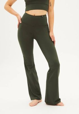 YAJAANA | light carbon green-black