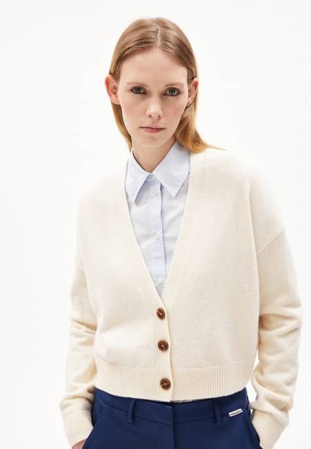 DAMIRAA REGLANA | oatmilk