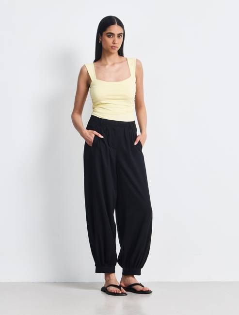 Lumi Smart Trouser In Black