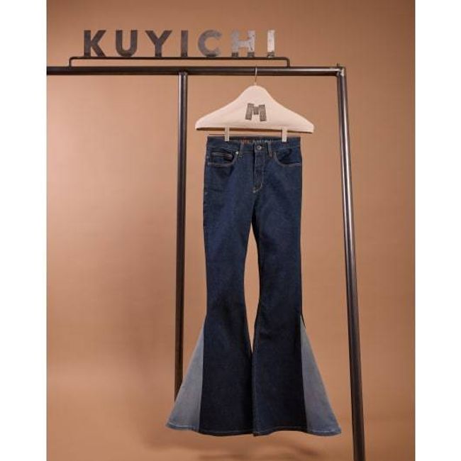 Laura Extra Flare (pre-order)