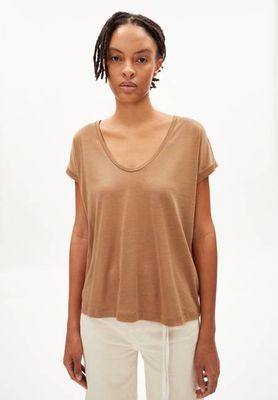 SINJAA | smoky almond