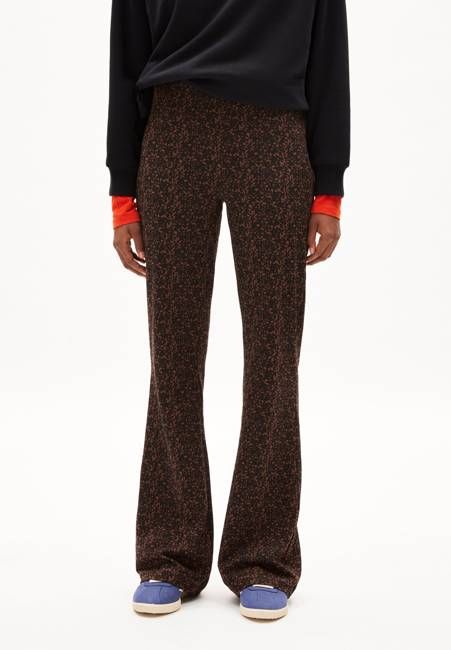 DONNAA ABSTRACT | deep brown