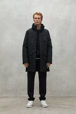 BLACK NOSHAQ COAT