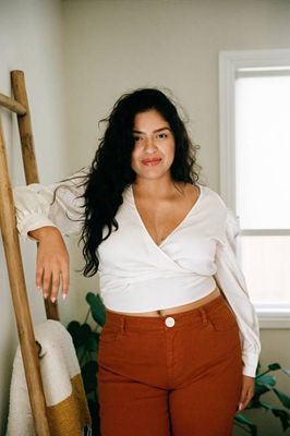 Sample Sale Lauren Top in Cream Extended