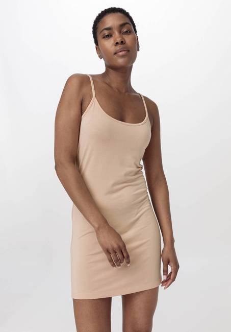 PURE FLOW fitted slip made from TENCEL™ Modal