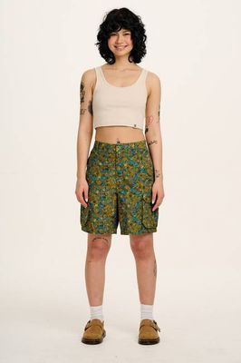 Avery - Cotton Cargo Shorts in Green Trix Floral Print