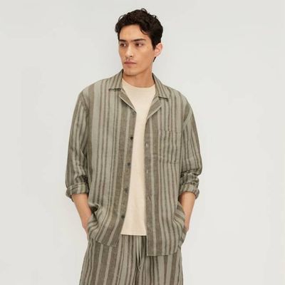 The Relaxed Linen Long-Sleeve Shirt | Seagrass / Kalamata