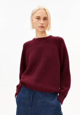 RIB KNIT SWEATER| velvet red