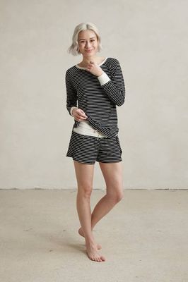 Relaxed Long Sleeve Top + Tulip Short