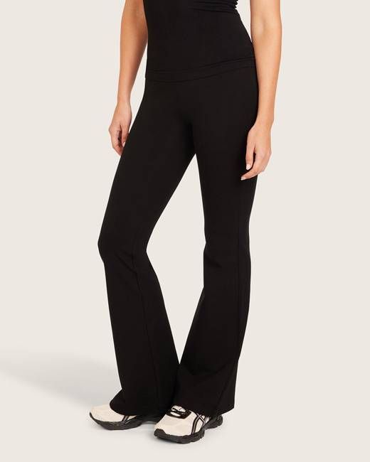 High Waist Flare Pants - Regular  - Black