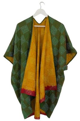 Trudi Poncho Nr. 27 aus Seide im Vintage-Stil Jodhpur Bearbeiten