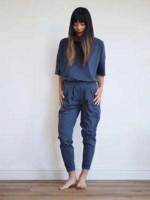 aku harem pants / midnight blue — Noctu