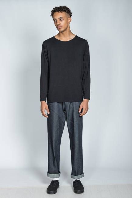 Organic Bamboo Long Sleeve T-Shirt in Black