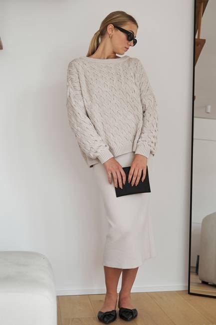 Knitted straight skirt