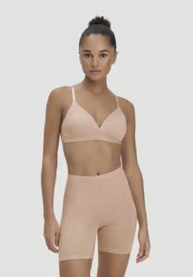 High waist PURE FLOW shorts made of TENCEL™ Modal