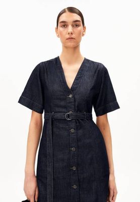BELTED DENIM MIDI DRESS | rinse
