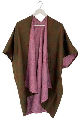 Trudi Poncho Nr. 44 aus Seide im Vintage-Stil Jodhpur Bearbeiten