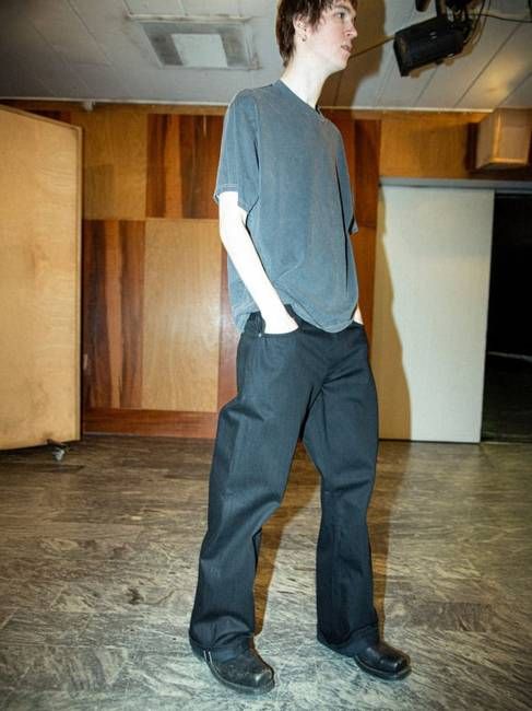 Loud Larry Space Black Selvage | Nudie Jeans