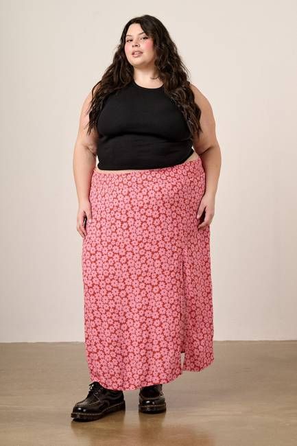Poppy - Elasticised Waist Skirt in Coastal Flower