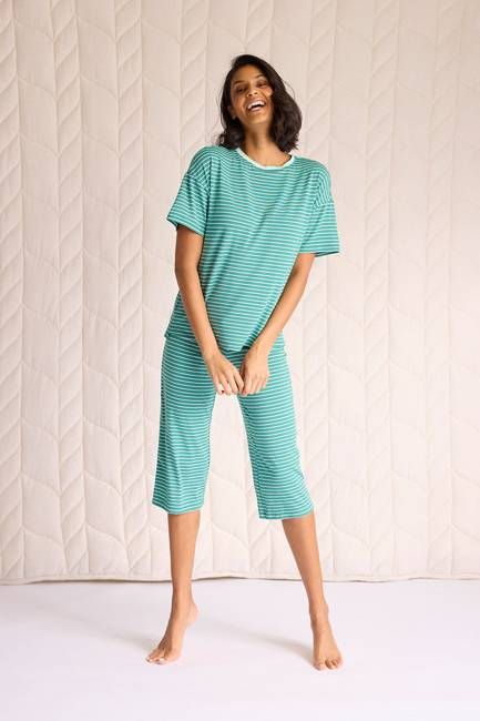 Oversized Tee + Capri Pant