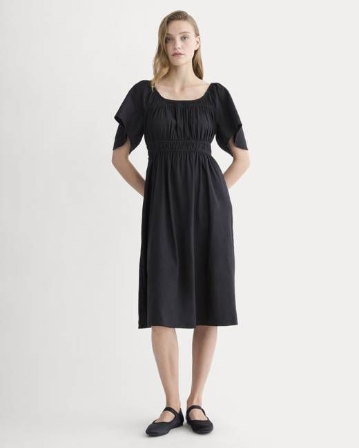 The Flutter-Sleeve Dress in Stretch Linen | Black