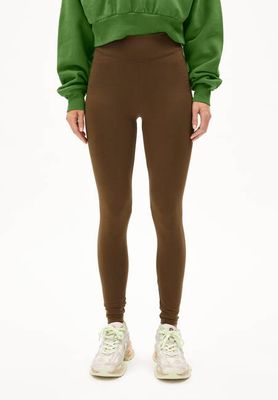 FARIBAA | dried moss