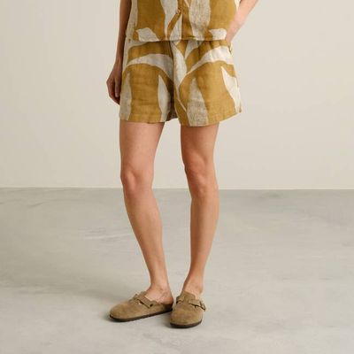 DEDICATED - Shorts Djupvik Linen Abstract Leaf Bronze Yellow