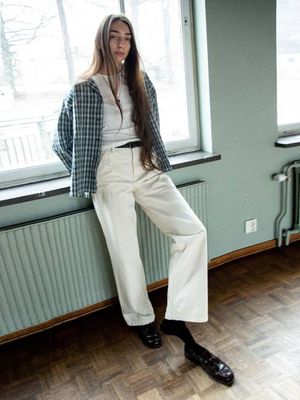 Asta Workwear Pants Elfenbeinfarbene, lockere Hose mit weitem Bein | Nudie Jeans