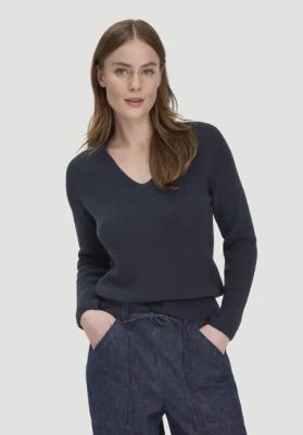 Knitted sweater regular made of pure organic cotton