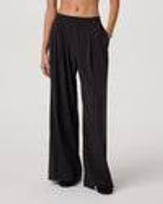 Villa Vibes Wideleg - Short | Women's Black Wideleg Pants | Vuori