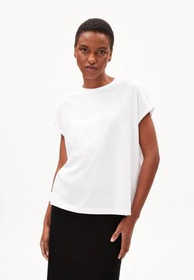 INAARA| white