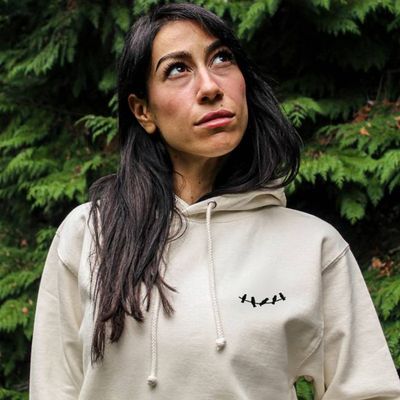 Bestickter Hoodie von Gathering (Unisex)