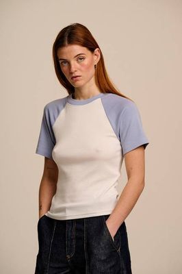 Azra - Kurzärmliges Raglan-Top aus Baumwolle in Weiß und Blau