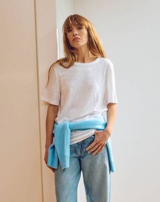 The LINEN//The Classic Fit T-Shirt - Weiß